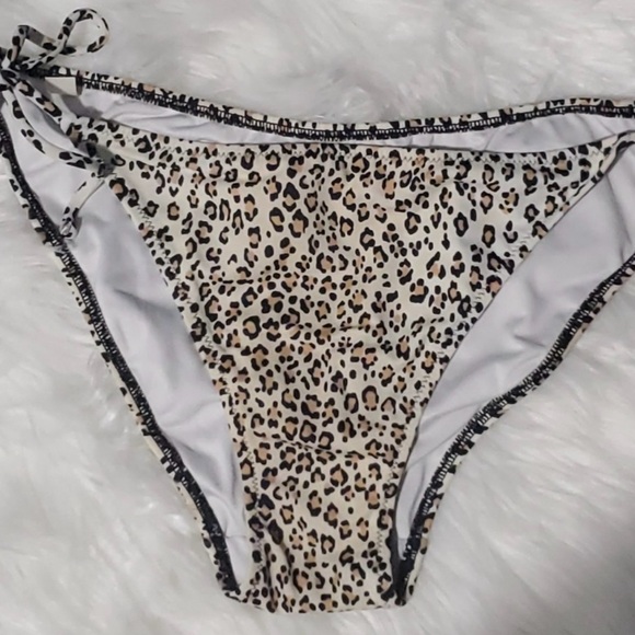 🤎🖤Victoria’s Secret Leopard Print Bikini🖤🤎 - Picture 5 of 10